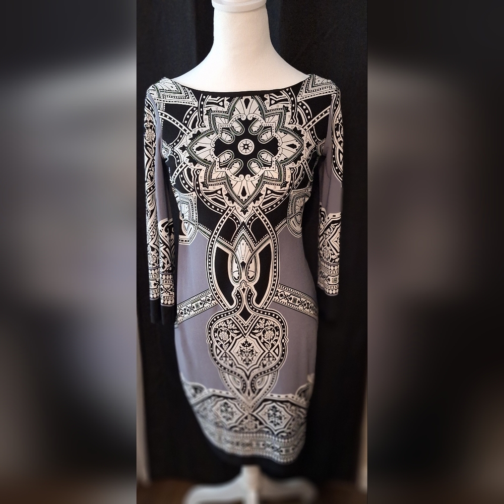 Black and White Sheath Dress with 3/4 Sleeve